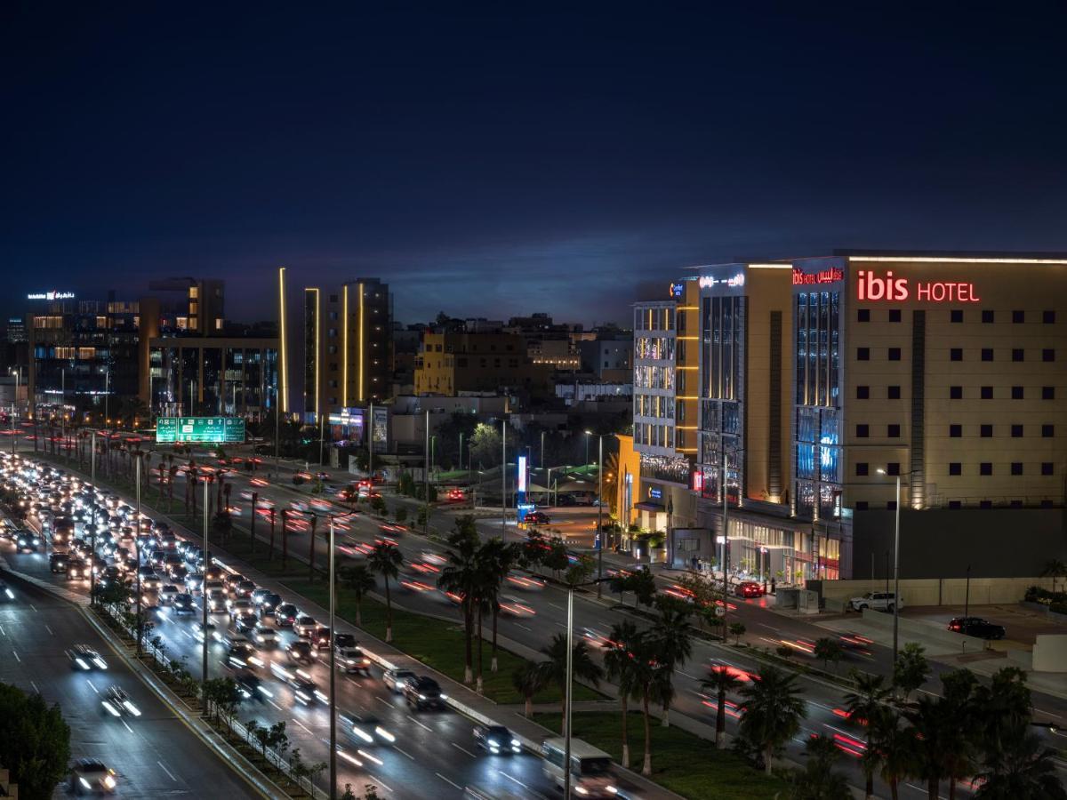 Ibis Jeddah Malik Road Hotel Exterior foto