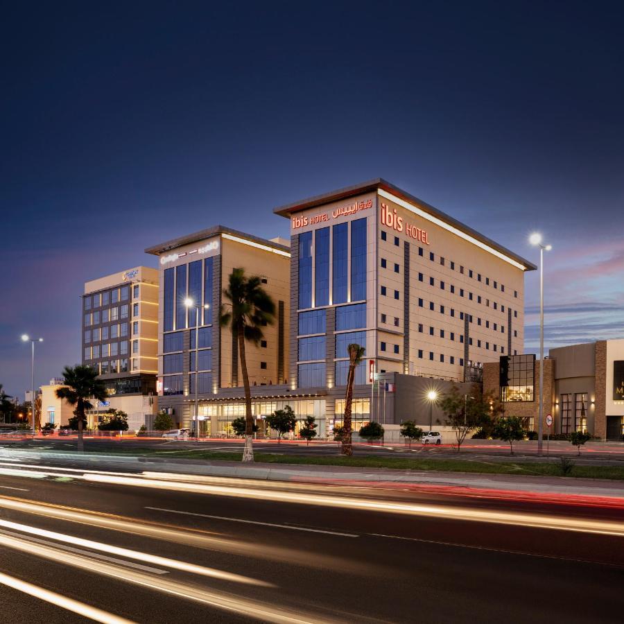 Ibis Jeddah Malik Road Hotel Exterior foto